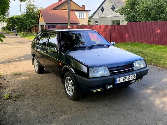 Чорний ВАЗ 2109, об'ємом двигуна 1.6 л та пробігом 170 тис. км за 2500 $, фото 1 на Automoto.ua