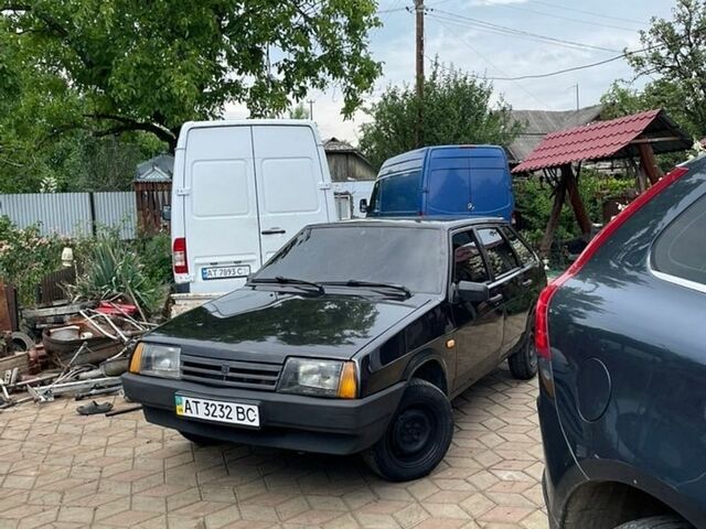 Черный ВАЗ 2109, объемом двигателя 1.6 л и пробегом 198 тыс. км за 1300 $, фото 1 на Automoto.ua