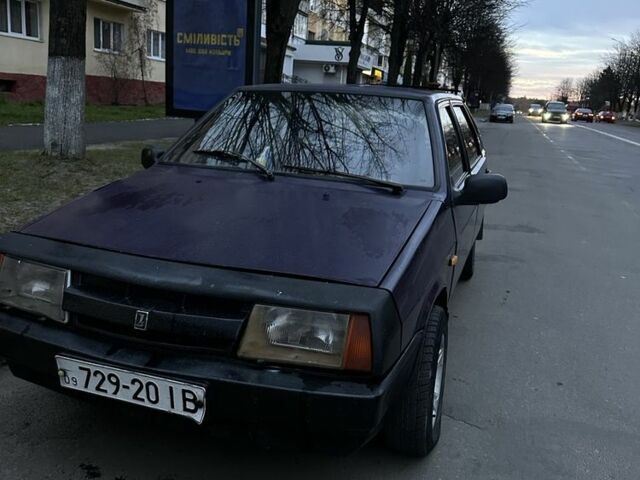 Фиолетовый ВАЗ 2109, объемом двигателя 1.6 л и пробегом 2 тыс. км за 899 $, фото 1 на Automoto.ua