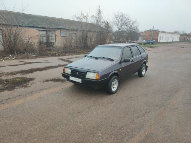 Фіолетовий ВАЗ 2109, об'ємом двигуна 1.5 л та пробігом 170 тис. км за 1250 $, фото 1 на Automoto.ua