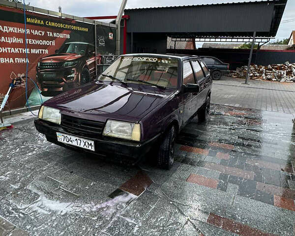 Фіолетовий ВАЗ 2109, об'ємом двигуна 1.5 л та пробігом 50 тис. км за 700 $, фото 1 на Automoto.ua