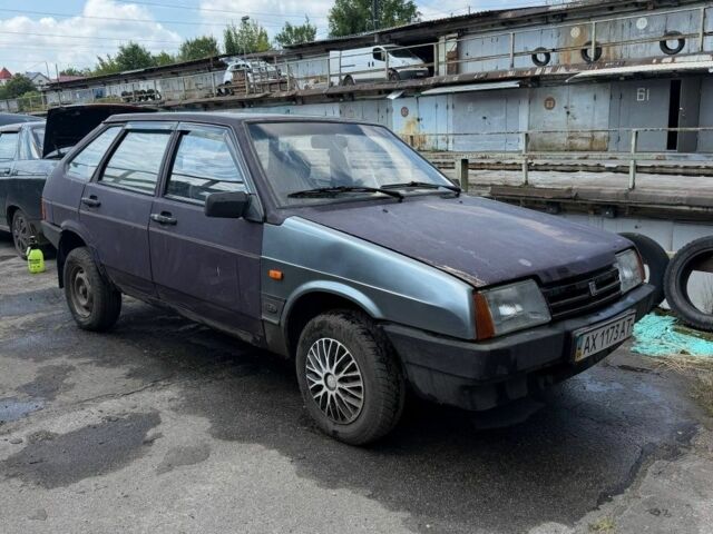 Фіолетовий ВАЗ 2109, об'ємом двигуна 1.5 л та пробігом 250 тис. км за 785 $, фото 1 на Automoto.ua