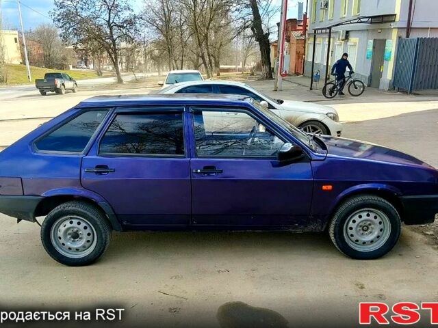 Фиолетовый ВАЗ 2109, объемом двигателя 1.5 л и пробегом 224 тыс. км за 950 $, фото 1 на Automoto.ua