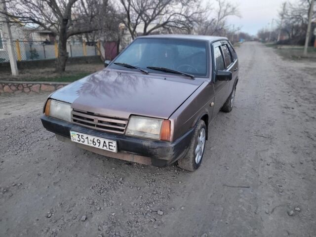Коричневий ВАЗ 2109, об'ємом двигуна 1.5 л та пробігом 250 тис. км за 1000 $, фото 1 на Automoto.ua