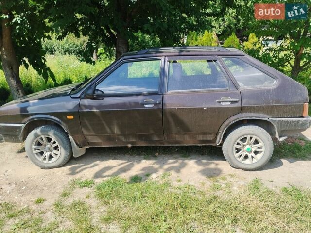 Коричневий ВАЗ 2109, об'ємом двигуна 1.5 л та пробігом 250 тис. км за 800 $, фото 1 на Automoto.ua