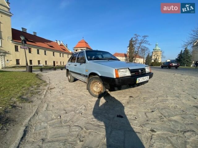 Коричневый ВАЗ 2109, объемом двигателя 0 л и пробегом 300 тыс. км за 700 $, фото 1 на Automoto.ua