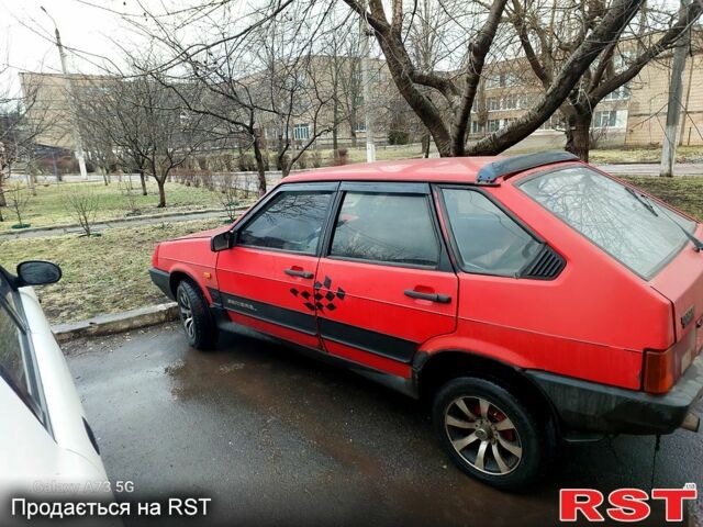 Красный ВАЗ 2109, объемом двигателя 1.3 л и пробегом 300 тыс. км за 600 $, фото 1 на Automoto.ua