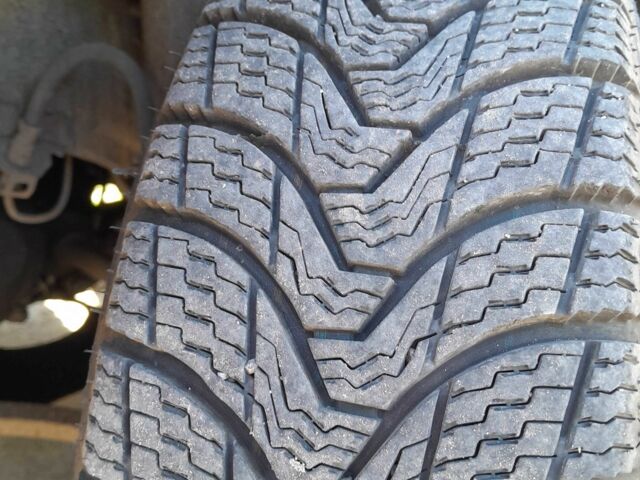 Красный ВАЗ 2109, объемом двигателя 1.5 л и пробегом 250 тыс. км за 1000 $, фото 1 на Automoto.ua