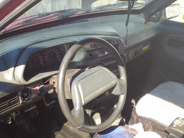 Красный ВАЗ 2109, объемом двигателя 1.3 л и пробегом 400 тыс. км за 750 $, фото 1 на Automoto.ua