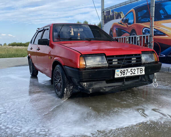 Красный ВАЗ 2109, объемом двигателя 1.3 л и пробегом 200 тыс. км за 1100 $, фото 1 на Automoto.ua
