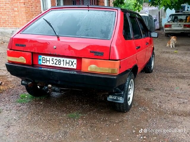 Красный ВАЗ 2109, объемом двигателя 1.3 л и пробегом 500 тыс. км за 1000 $, фото 1 на Automoto.ua