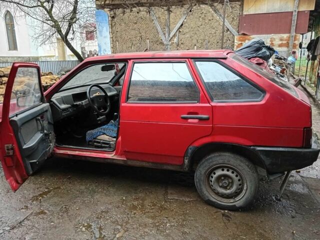 Красный ВАЗ 2109, объемом двигателя 0 л и пробегом 198 тыс. км за 650 $, фото 1 на Automoto.ua