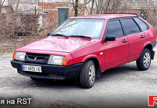 Красный ВАЗ 2109, объемом двигателя 1.5 л и пробегом 198 тыс. км за 1050 $, фото 1 на Automoto.ua