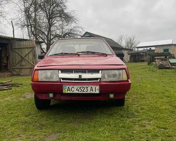 Красный ВАЗ 2109, объемом двигателя 1.5 л и пробегом 700 тыс. км за 670 $, фото 1 на Automoto.ua