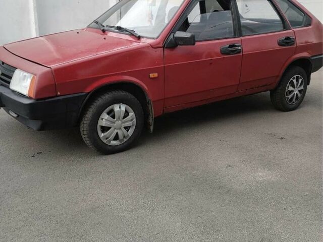 Красный ВАЗ 2109, объемом двигателя 1.5 л и пробегом 195 тыс. км за 702 $, фото 1 на Automoto.ua