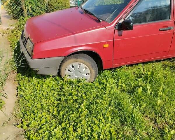 Красный ВАЗ 2109, объемом двигателя 1.3 л и пробегом 250 тыс. км за 800 $, фото 1 на Automoto.ua
