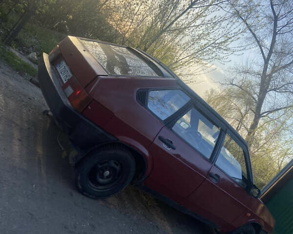 Красный ВАЗ 2109, объемом двигателя 1.5 л и пробегом 900 тыс. км за 716 $, фото 1 на Automoto.ua