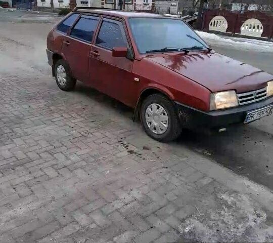 Червоний ВАЗ 2109, об'ємом двигуна 1.5 л та пробігом 100 тис. км за 900 $, фото 1 на Automoto.ua