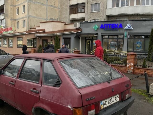 Червоний ВАЗ 2109, об'ємом двигуна 1.5 л та пробігом 777 тис. км за 400 $, фото 1 на Automoto.ua