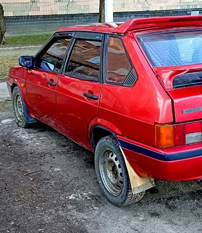 Красный ВАЗ 2109, объемом двигателя 1.5 л и пробегом 200 тыс. км за 650 $, фото 1 на Automoto.ua