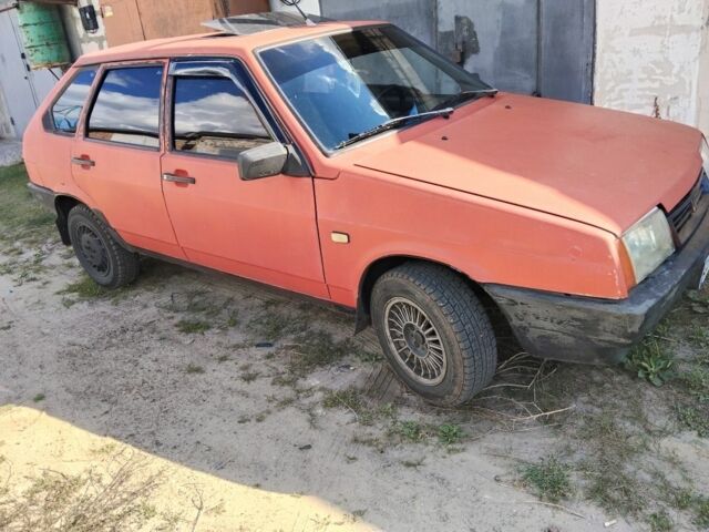 Красный ВАЗ 2109, объемом двигателя 1.5 л и пробегом 84 тыс. км за 1199 $, фото 1 на Automoto.ua