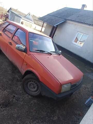 Красный ВАЗ 2109, объемом двигателя 1.5 л и пробегом 379 тыс. км за 1200 $, фото 1 на Automoto.ua