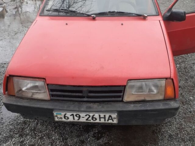 Красный ВАЗ 2109, объемом двигателя 0 л и пробегом 180 тыс. км за 629 $, фото 1 на Automoto.ua