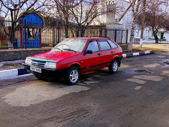 Красный ВАЗ 2109, объемом двигателя 1.3 л и пробегом 0 тыс. км за 650 $, фото 1 на Automoto.ua