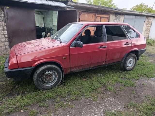 Красный ВАЗ 2109, объемом двигателя 0 л и пробегом 100 тыс. км за 399 $, фото 1 на Automoto.ua
