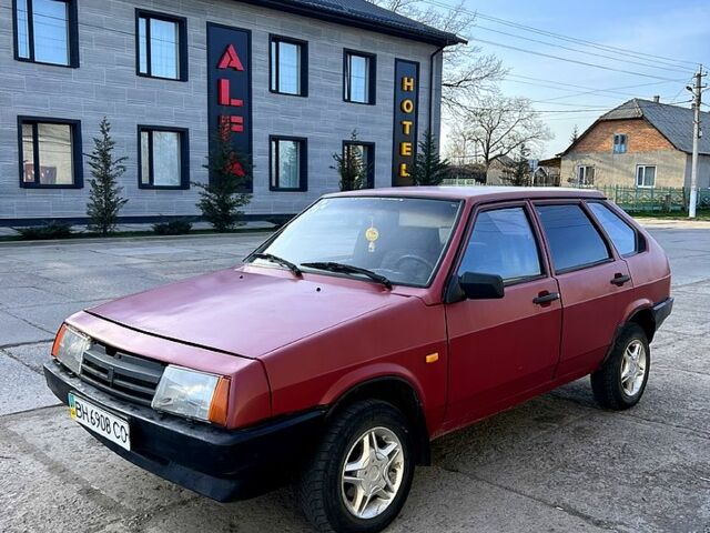 Красный ВАЗ 2109, объемом двигателя 1.5 л и пробегом 153 тыс. км за 850 $, фото 1 на Automoto.ua