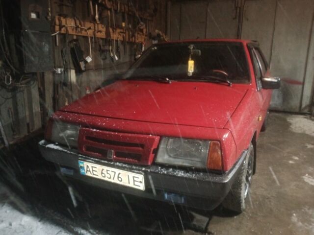 Червоний ВАЗ 2109, об'ємом двигуна 1.3 л та пробігом 250 тис. км за 948 $, фото 1 на Automoto.ua