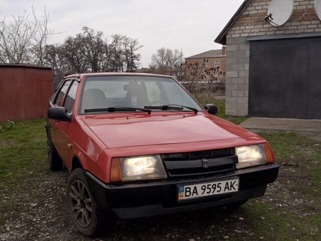 Червоний ВАЗ 2109, об'ємом двигуна 1.5 л та пробігом 194 тис. км за 1200 $, фото 1 на Automoto.ua