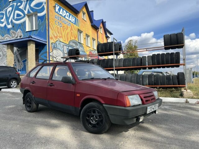 Красный ВАЗ 2109, объемом двигателя 1.5 л и пробегом 100 тыс. км за 903 $, фото 1 на Automoto.ua