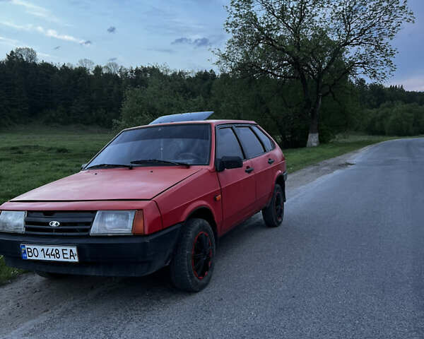 Красный ВАЗ 2109, объемом двигателя 1.3 л и пробегом 100 тыс. км за 900 $, фото 1 на Automoto.ua