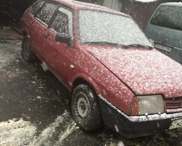 Красный ВАЗ 2109, объемом двигателя 1.3 л и пробегом 150 тыс. км за 761 $, фото 1 на Automoto.ua