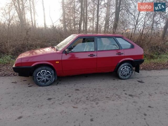 Красный ВАЗ 2109, объемом двигателя 1.3 л и пробегом 90 тыс. км за 750 $, фото 1 на Automoto.ua