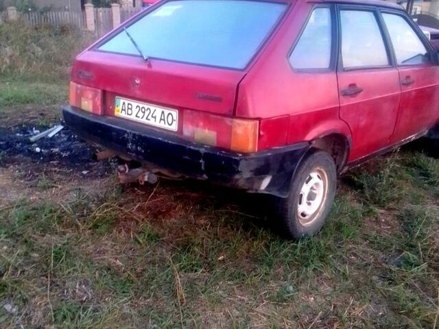 ВАЗ 2109 1991 в Чечельнике на Automoto.ua Красный ВАЗ 2109, объемом двигателя 1.5 л и пробегом 190 тыс. км за 750 $, фото 1 на Automoto.ua