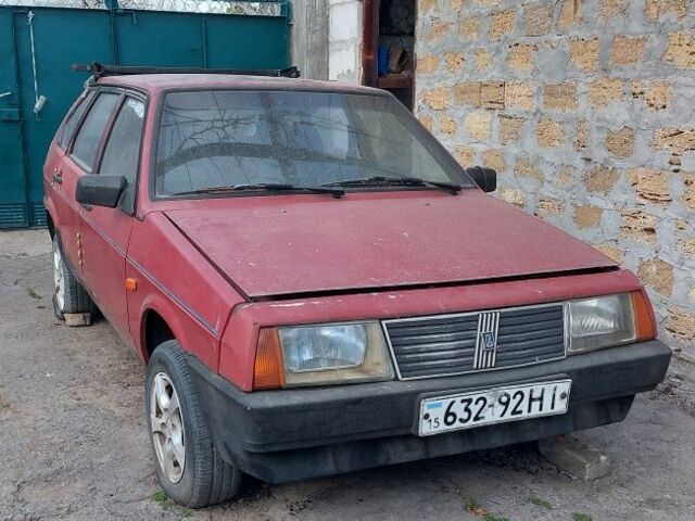 Красный ВАЗ 2109, объемом двигателя 1.6 л и пробегом 40 тыс. км за 450 $, фото 1 на Automoto.ua