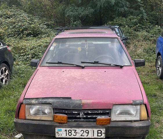 Красный ВАЗ 2109, объемом двигателя 1.3 л и пробегом 20 тыс. км за 400 $, фото 1 на Automoto.ua