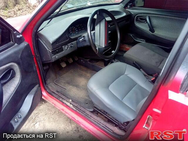 Красный ВАЗ 2109, объемом двигателя 1.5 л и пробегом 300 тыс. км за 750 $, фото 1 на Automoto.ua