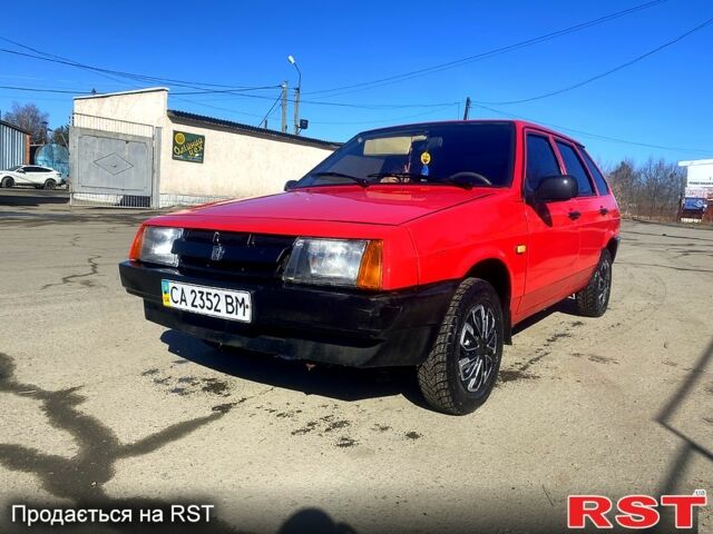 Красный ВАЗ 2109, объемом двигателя 1.3 л и пробегом 0 тыс. км за 1400 $, фото 1 на Automoto.ua