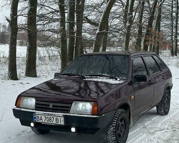 Красный ВАЗ 2109, объемом двигателя 1.3 л и пробегом 270 тыс. км за 1150 $, фото 1 на Automoto.ua