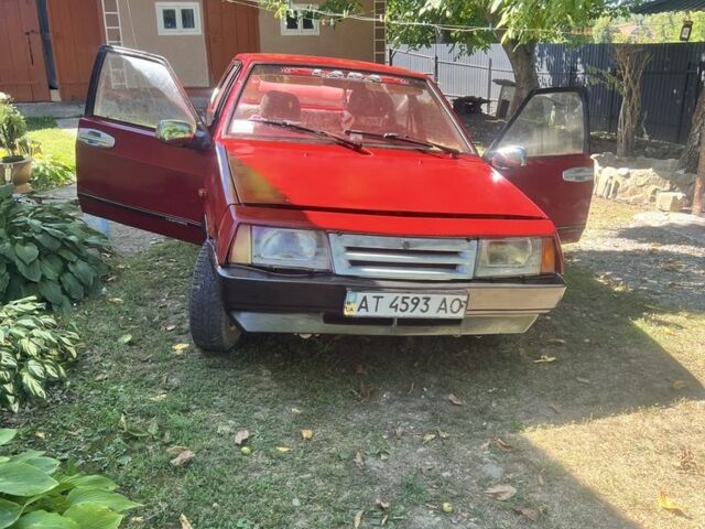 Красный ВАЗ 2109, объемом двигателя 1.3 л и пробегом 200 тыс. км за 598 $, фото 1 на Automoto.ua