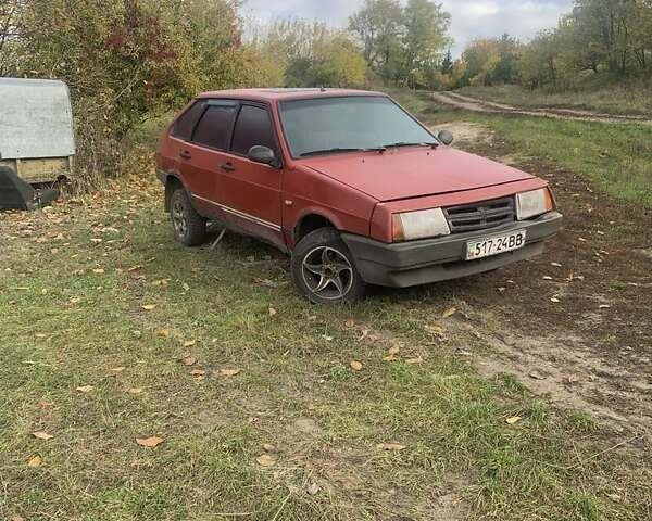 Красный ВАЗ 2109, объемом двигателя 1.5 л и пробегом 120 тыс. км за 648 $, фото 1 на Automoto.ua