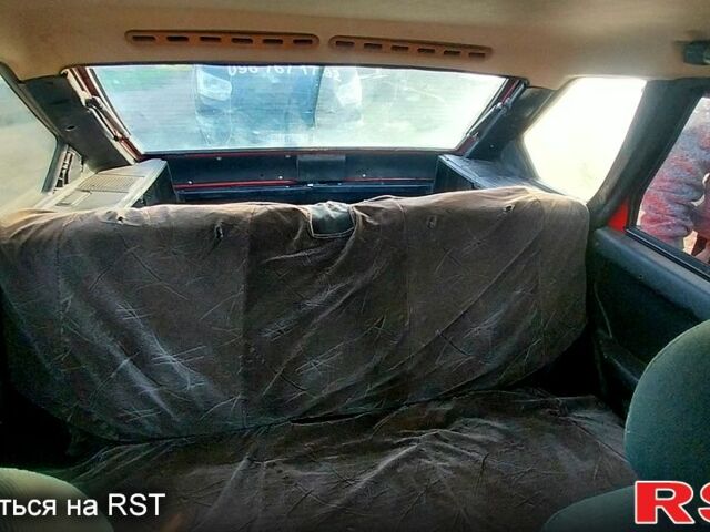 Красный ВАЗ 2109, объемом двигателя 1.5 л и пробегом 111 тыс. км за 850 $, фото 1 на Automoto.ua