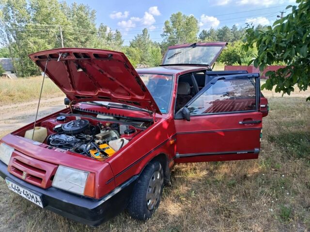 Красный ВАЗ 2109, объемом двигателя 1.5 л и пробегом 2 тыс. км за 1004 $, фото 1 на Automoto.ua