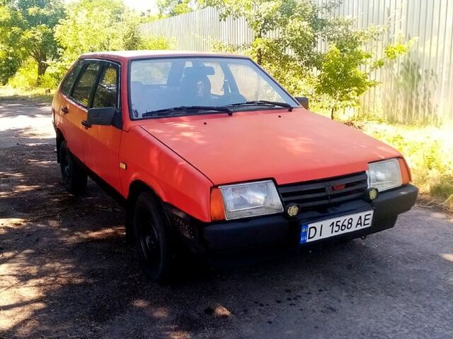 Красный ВАЗ 2109, объемом двигателя 1.3 л и пробегом 81 тыс. км за 800 $, фото 1 на Automoto.ua