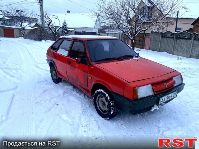 Красный ВАЗ 2109, объемом двигателя 1.5 л и пробегом 200 тыс. км за 500 $, фото 1 на Automoto.ua