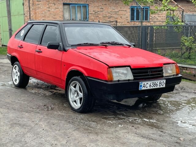 Красный ВАЗ 2109, объемом двигателя 1.5 л и пробегом 250 тыс. км за 1100 $, фото 1 на Automoto.ua