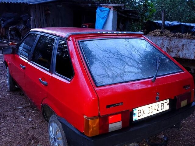 Красный ВАЗ 2109, объемом двигателя 1.3 л и пробегом 111 тыс. км за 900 $, фото 1 на Automoto.ua